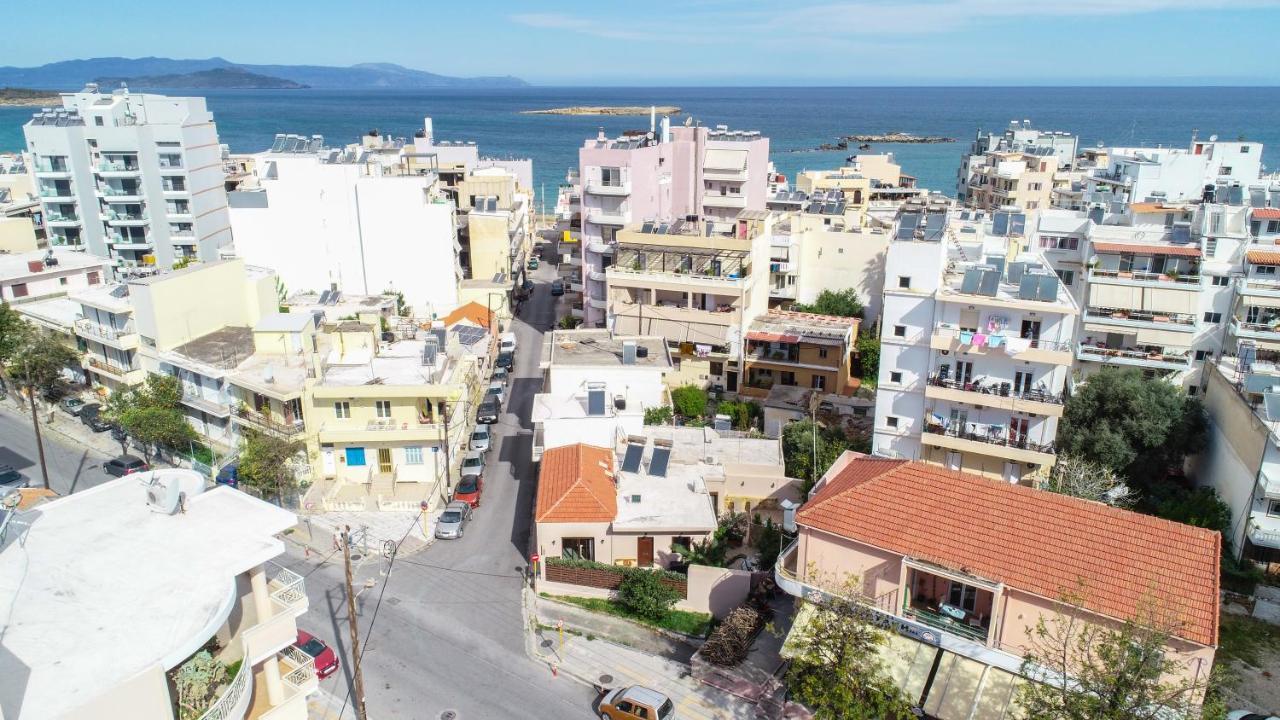 Iro City And Beach Boutique Homes Chrissi Akti Chania Exterior foto