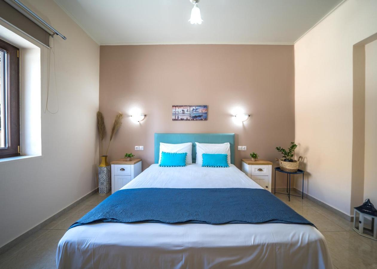 Iro City And Beach Boutique Homes Chrissi Akti Chania Exterior foto