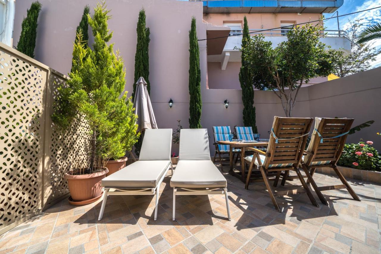 Iro City And Beach Boutique Homes Chrissi Akti Chania Exterior foto
