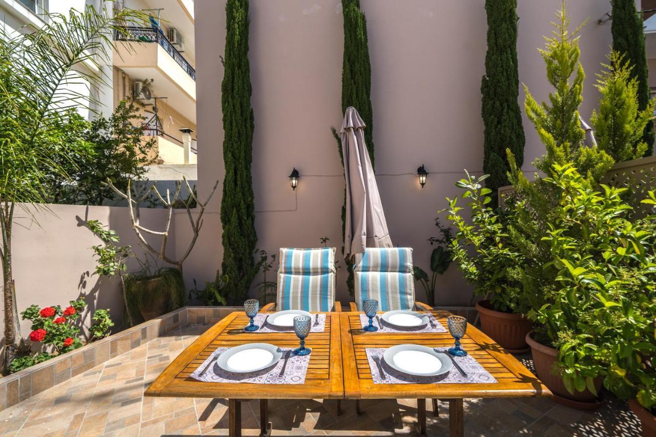 Iro City And Beach Boutique Homes Chrissi Akti Chania Exterior foto