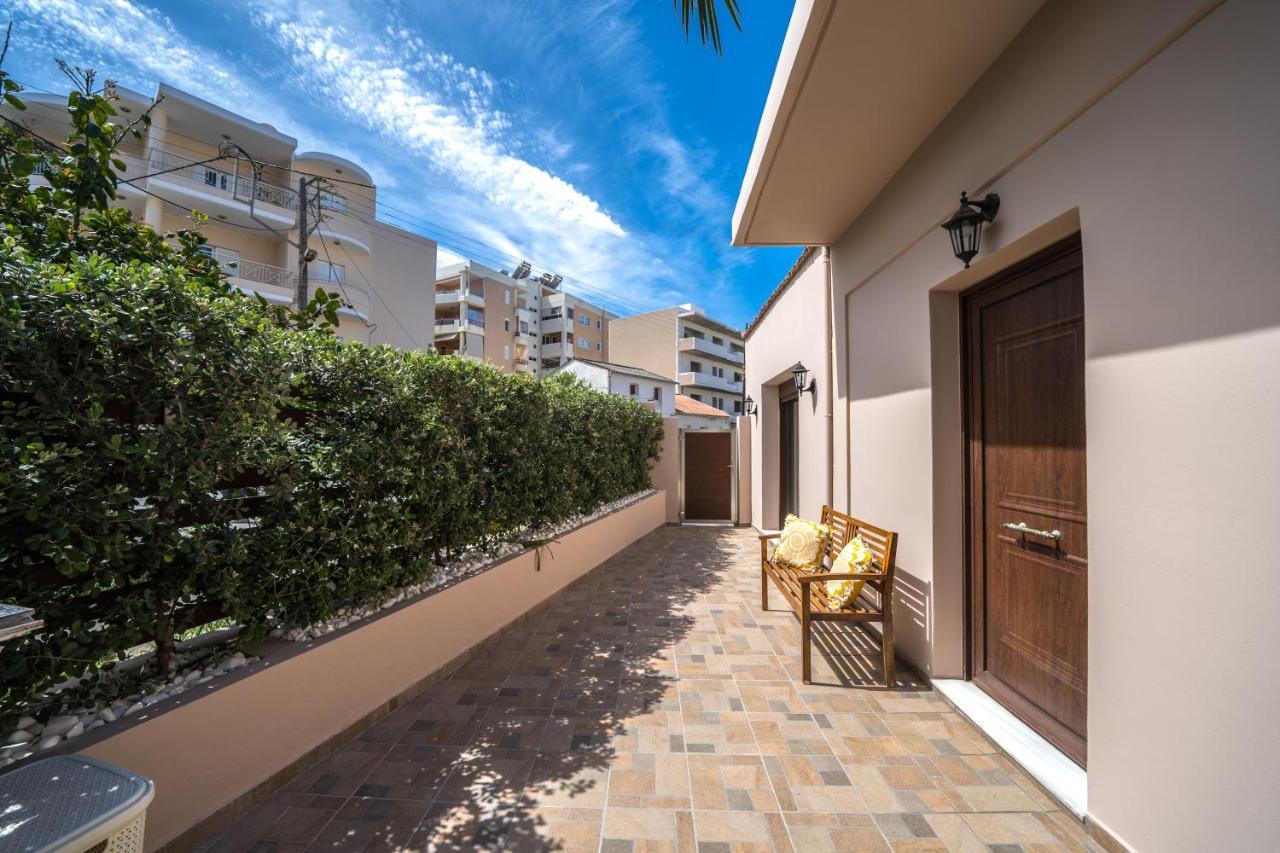 Iro City And Beach Boutique Homes Chrissi Akti Chania Exterior foto