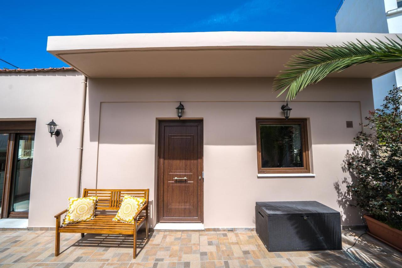 Iro City And Beach Boutique Homes Chrissi Akti Chania Exterior foto