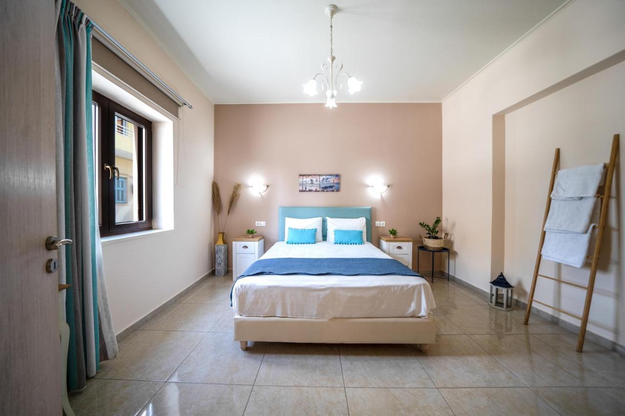 Iro City And Beach Boutique Homes Chrissi Akti Chania Exterior foto