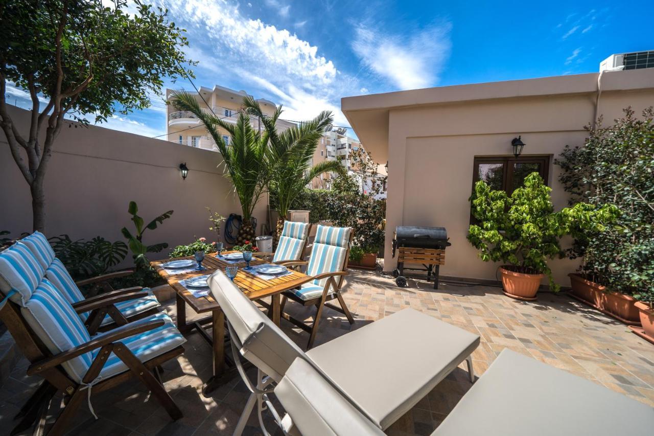 Iro City And Beach Boutique Homes Chrissi Akti Chania Exterior foto