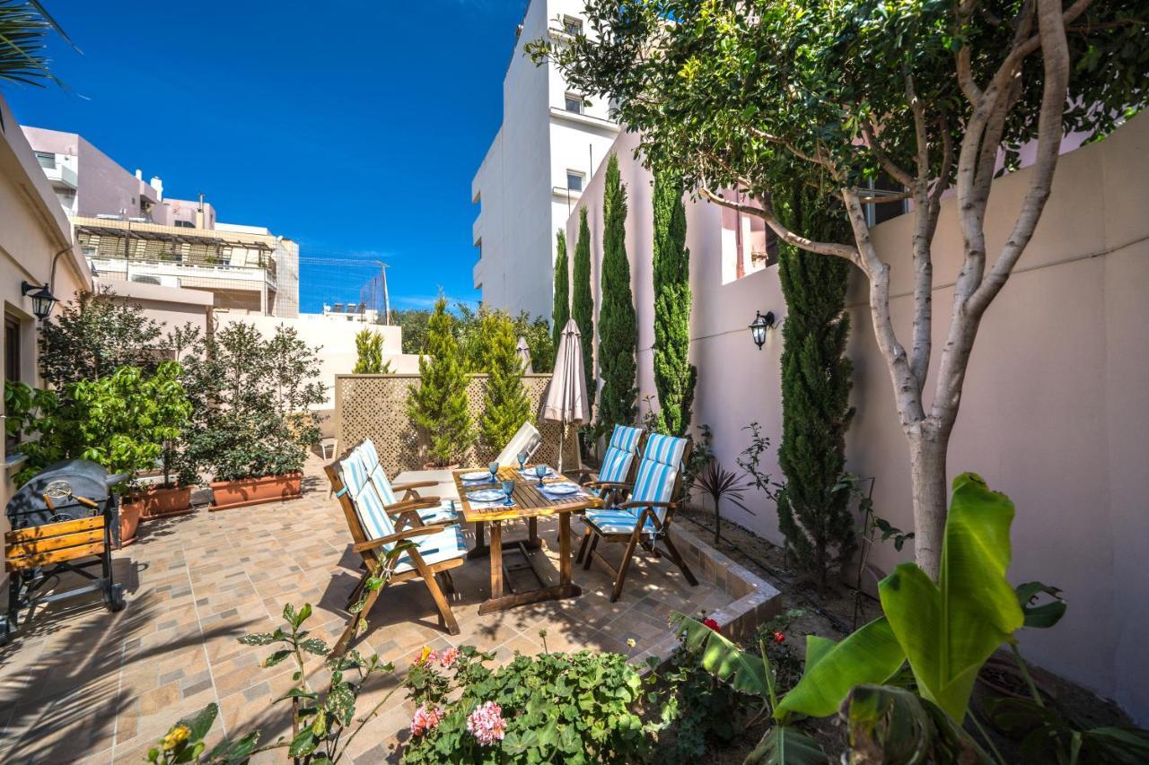 Iro City And Beach Boutique Homes Chrissi Akti Chania Exterior foto